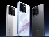 The iQOO 15T is available in three colors.