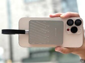 Hacray releases 2TB MagDrive external SSD for iPhone 15/16 Pro and Pro Max smartphones. (Image source: Hacray)