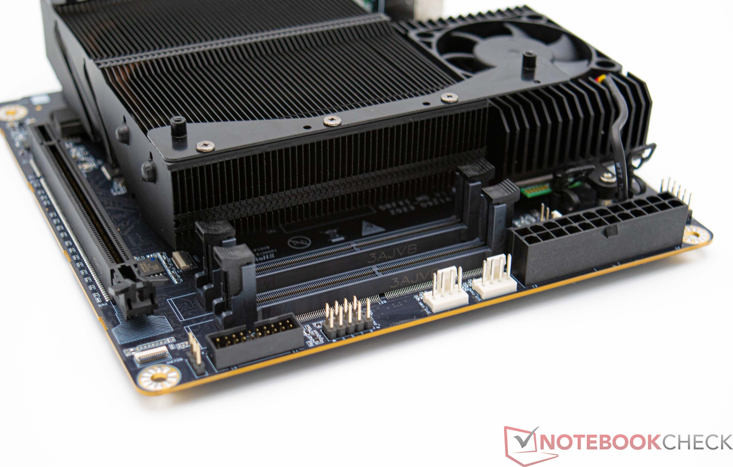 Minisforum BD770i review: The mini-ITX motherboard with AMD