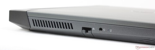 The connectivity options on the Dell G16 7620 (Images: Allen Ngo)