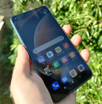Xiaomi Redmi Note 9 smartphone