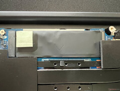 Swappable M.2 2280 SSD