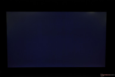 Moderate backlight bleeding