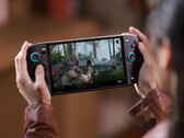 The AYANEO KUN is the company's largest gaming handheld released to date. (Image source: AYANEO)