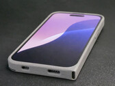 The Obsoless iPh0n3 features a nylon design and a side-mounted USB Type-C port. (Image source: Ken Pillonel)