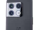 The OnePlus 10 Pro has now dropped below US$500 in its latest deal. (Image source: NotebookCheck)