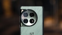 The OnePlus 12. (Source: OnePlus)