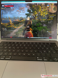 The Witcher 3 (Steam) runs well on high details (HairWorks must be deactivated).