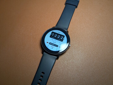 The only watch face I could tolerate is definitely a matter of taste