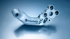 The 3D-printed car hinge (image: Fraunhofer IAPT)