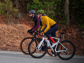 The Edge 1050 is one of four Garmin cycling computers eligible for Garmin's Series Version 28.20 update. (Image source: Garmin)