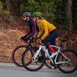 The Edge 1050 is one of four Garmin cycling computers eligible for Garmin's Series Version 28.20 update. (Image source: Garmin)