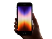 The third-generation iPhone SE offers significantly longer battery life than its predecessor. (Image source: Apple)