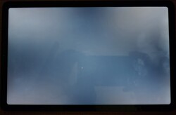 Backlight bleeding on the LC display