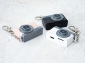 The 8MP King keychain camera comes in three colors—black, white, or pink. (Image source: Asanuma)