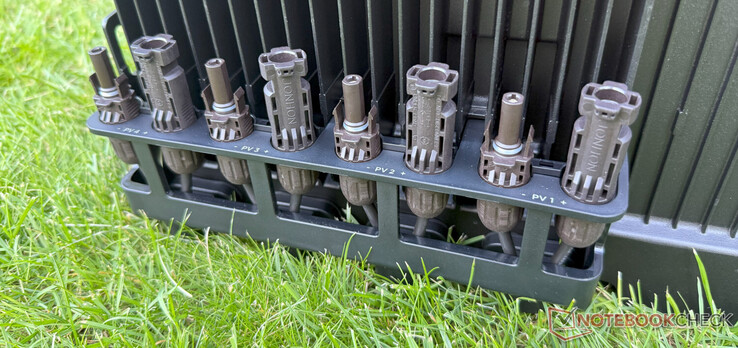 Four solar connections on EcoFlow Stream Ultra X