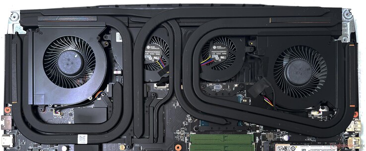 MSI Cooler Boost Titan employs a four-fan seven-heatpipe cooling system