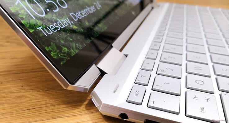 HP Spectre x360 13-aw0013dx Convertible Review: Powered by Intel