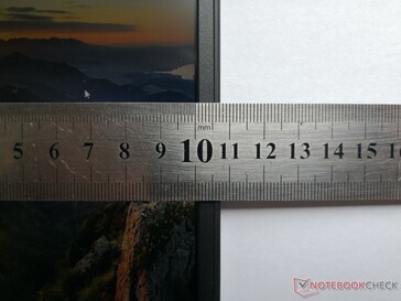 Narrow side bezels, but the top bezel is quite thick