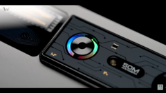 The Nova tablet's in-built fan. (Image source: WekiHome)