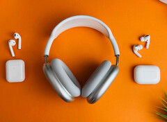 All AirPods products cannot transmit audio at higher than 256 kbps. (Image source: Akhil Yerabti)