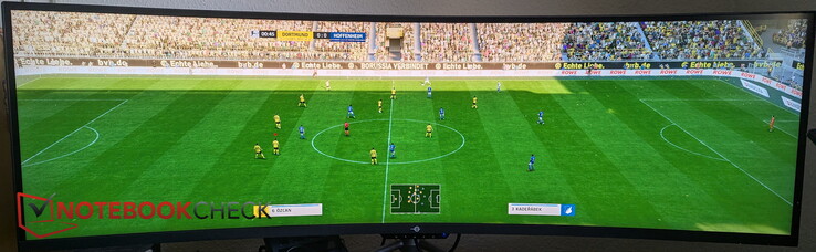 Almost cheating: goal-to-goal visibility in FIFA