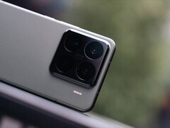 The Xiaomi 15S Pro looks set to be a Xiaomi 15 Pro with an SoC change. (Image Source: Lee Qi)