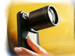 The Reeflex G-Series Ultra Telephoto lens brings 600mm reach to the iPhone 17 Pro