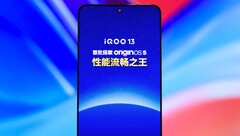 The iQOO 13&#039;s display(?). (Image source: Digital Chat Station)