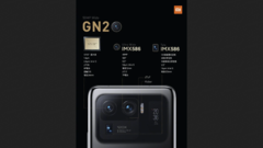 The Mi 11 Ultra's huge new camera. (Source: YouTube)