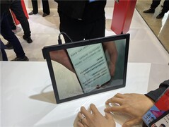 Foldable ThinkPad X1. (Image source: Lenovo/ITHome)