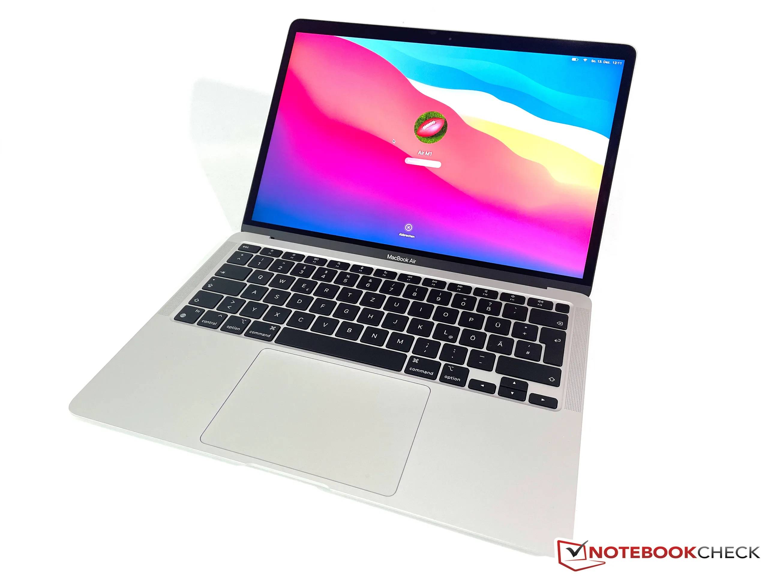 Apple's MacBook Air M1 ist still shipped with the faster 256 GB
