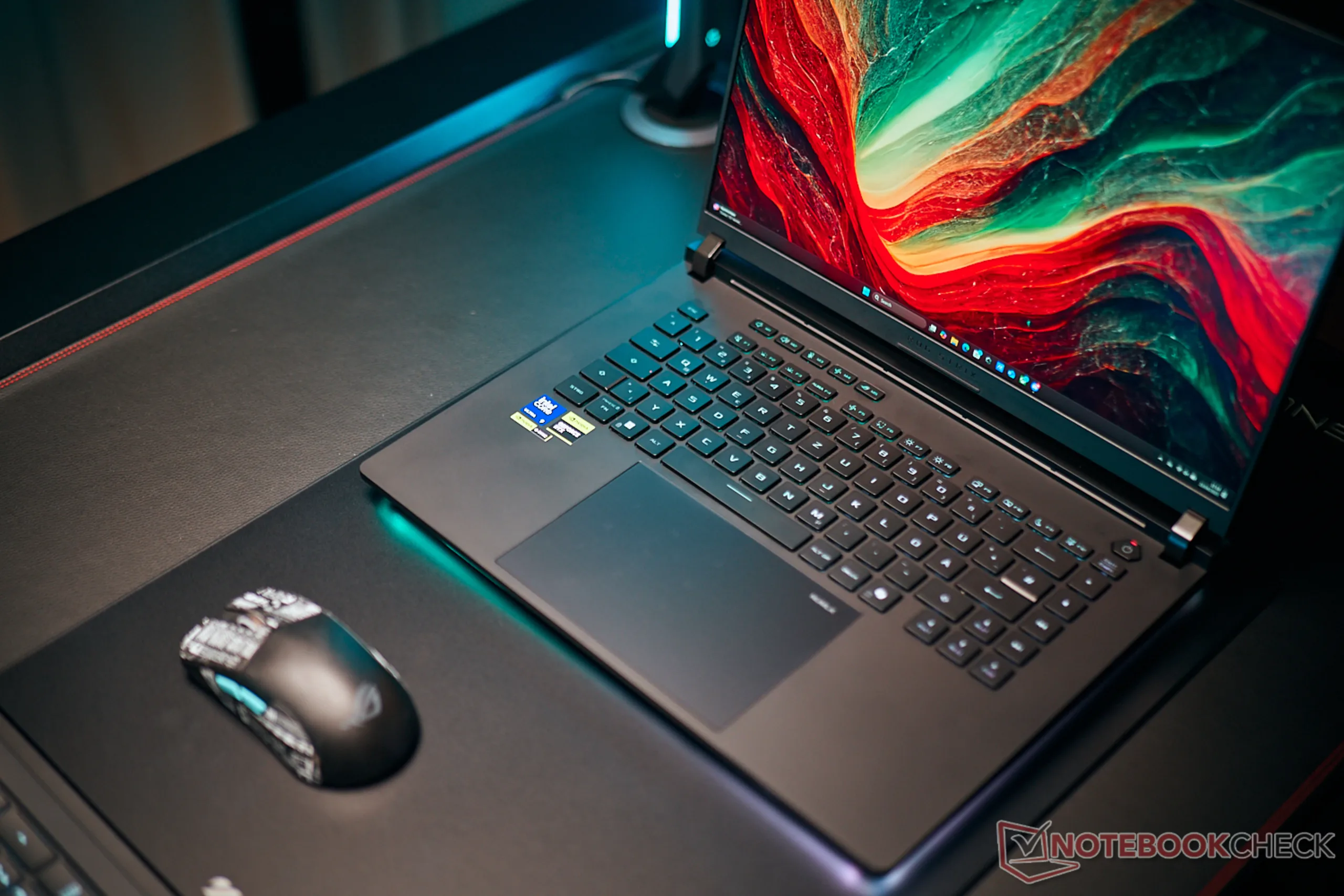 rog_strix_scar_16_g635_case_17