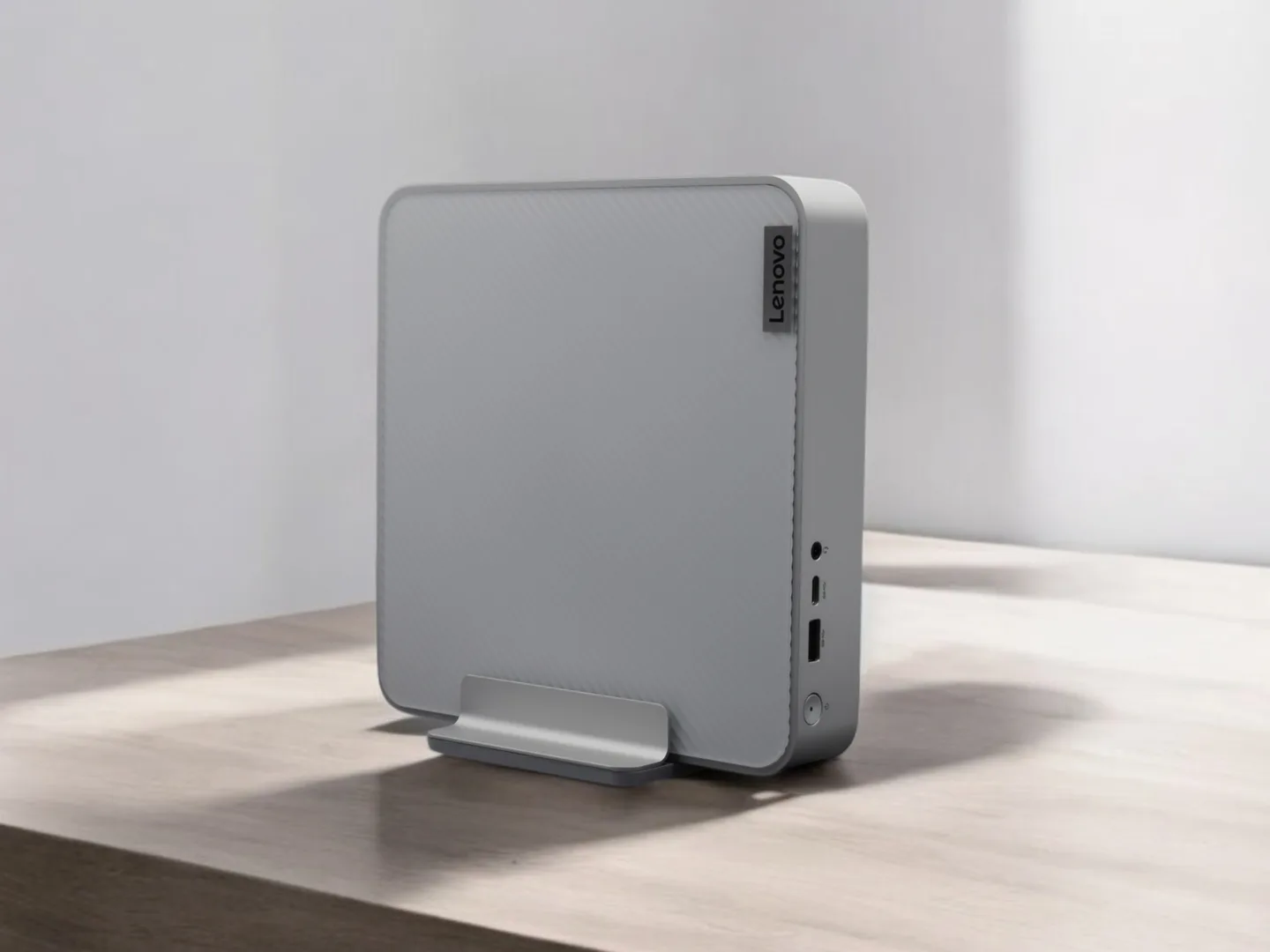 IdeaCentre_Mini_12-q82-w1440-h