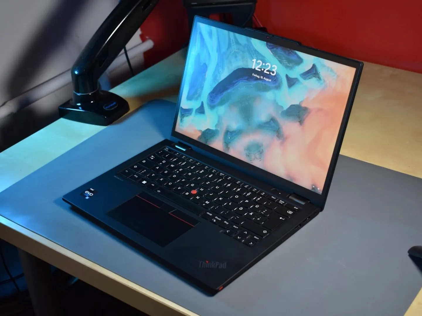 Lenovo ThinkPad X13 Yoga G4 Laptop Review: Convertible with long