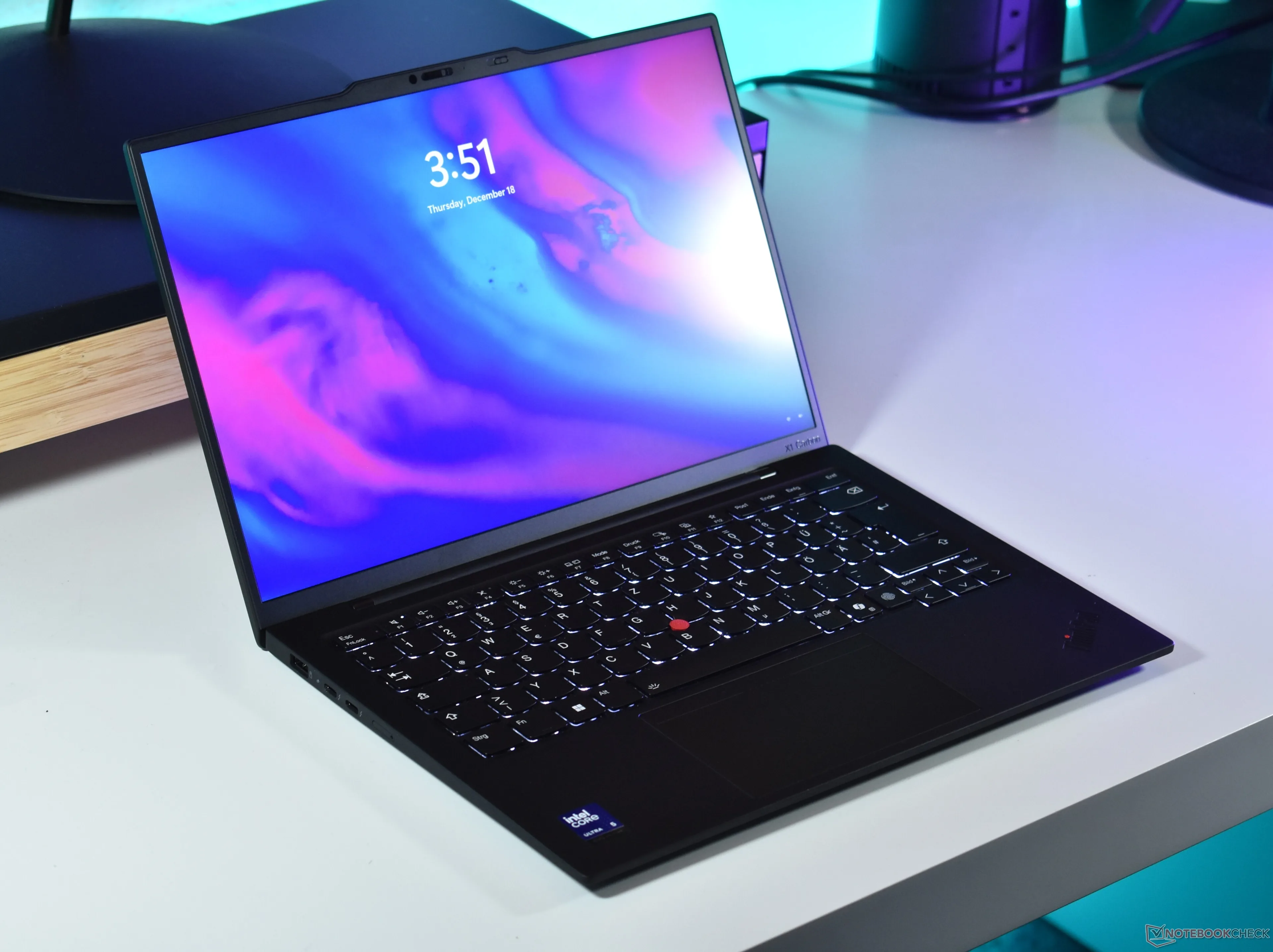 Lenovo_ThinkPad_X1CarbonG13_WU