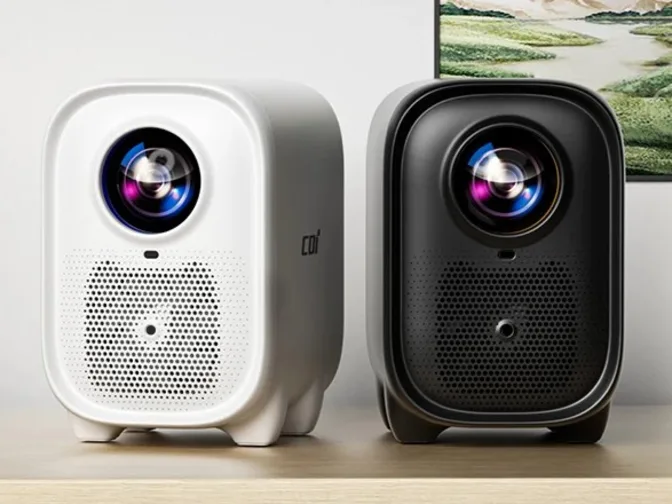COI Uno5 Projector with 800 ANSI lumens brightness will shortly