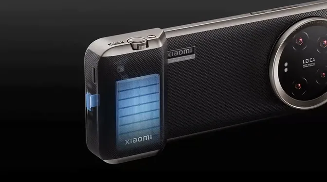 14ultraphotokitteaser-png-q82-