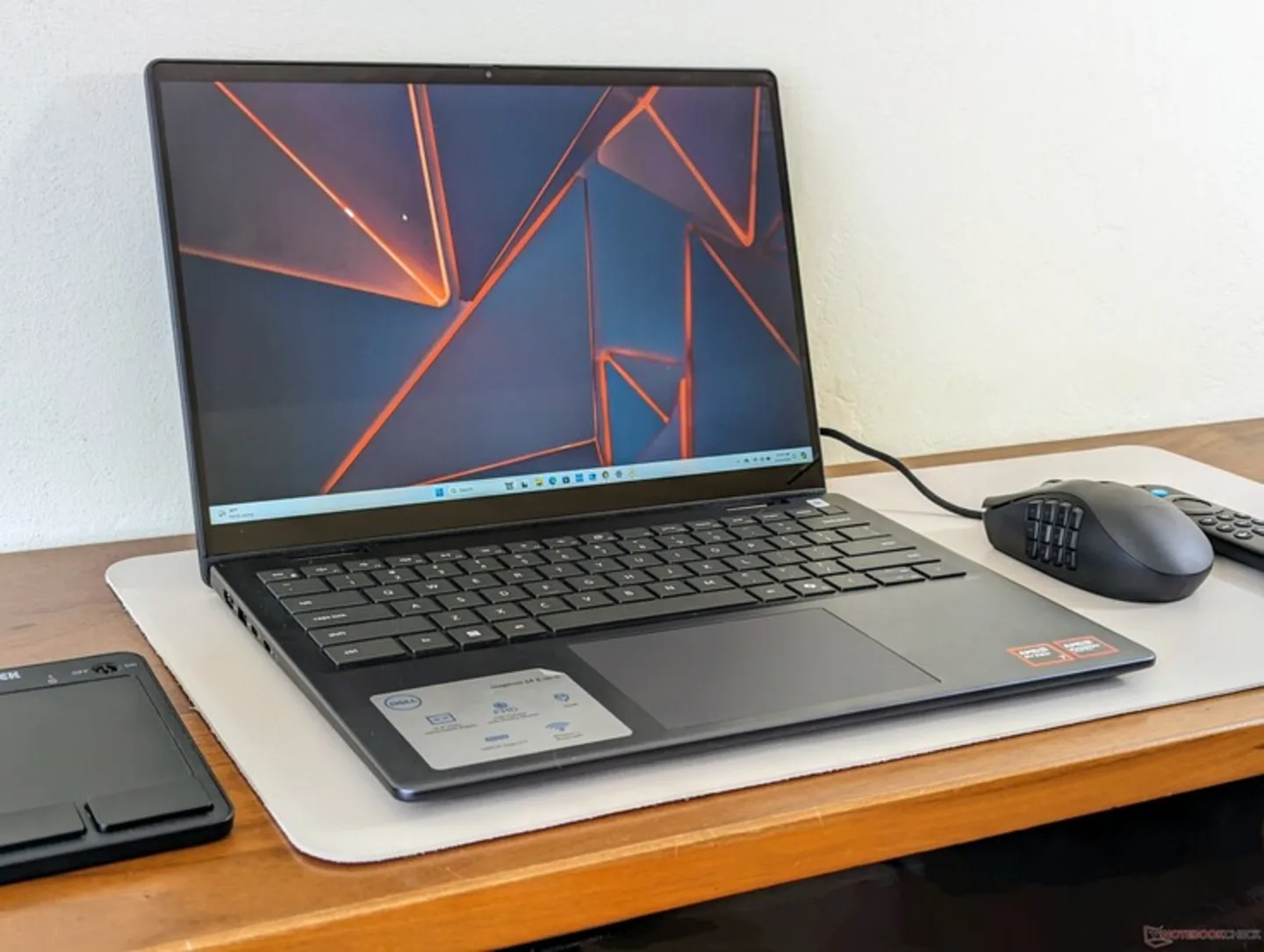 Dell-Inspiron-14-7445-