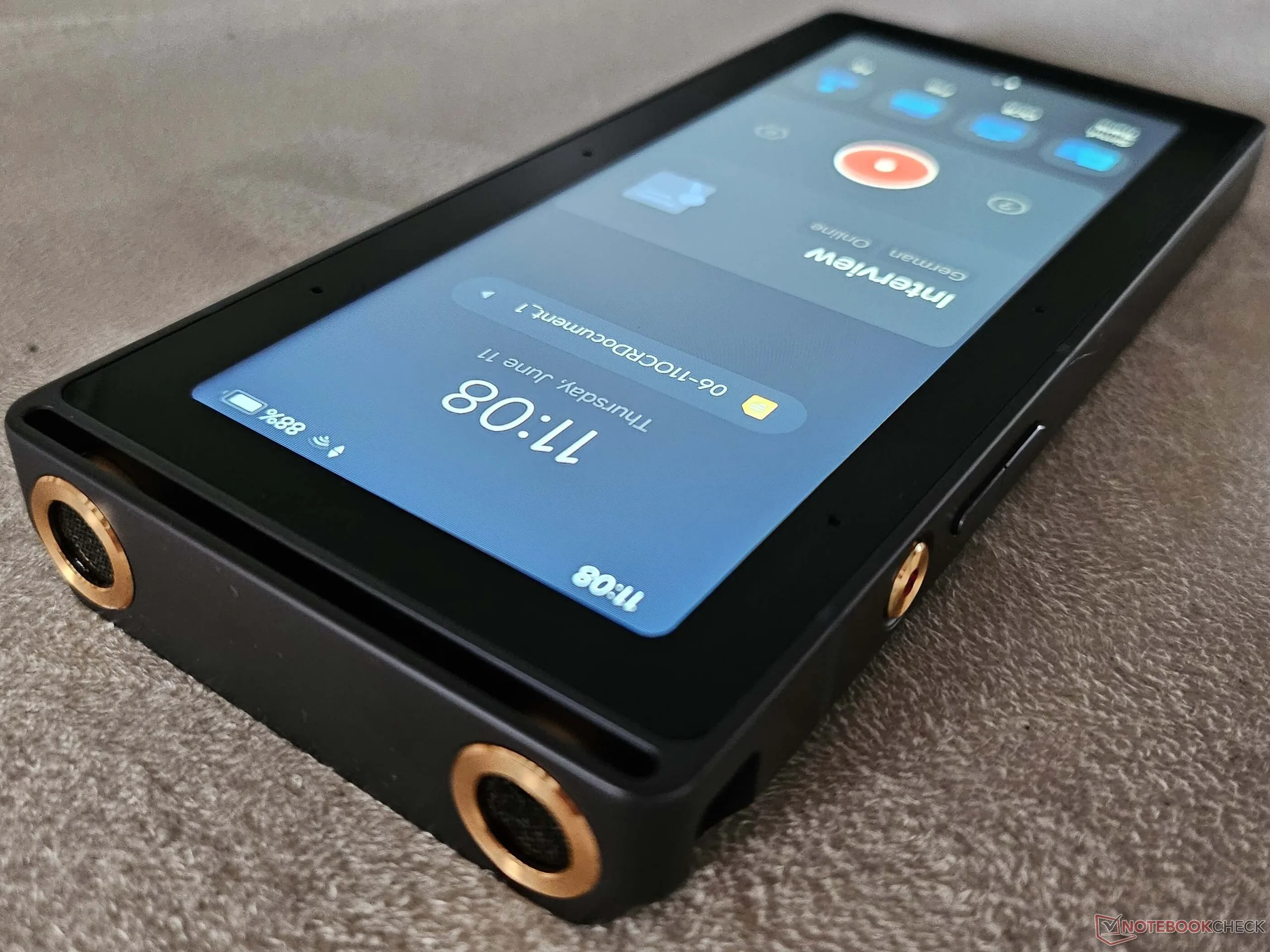 iFLYTEK AI Recorder S6: AI dictation device in practical test 