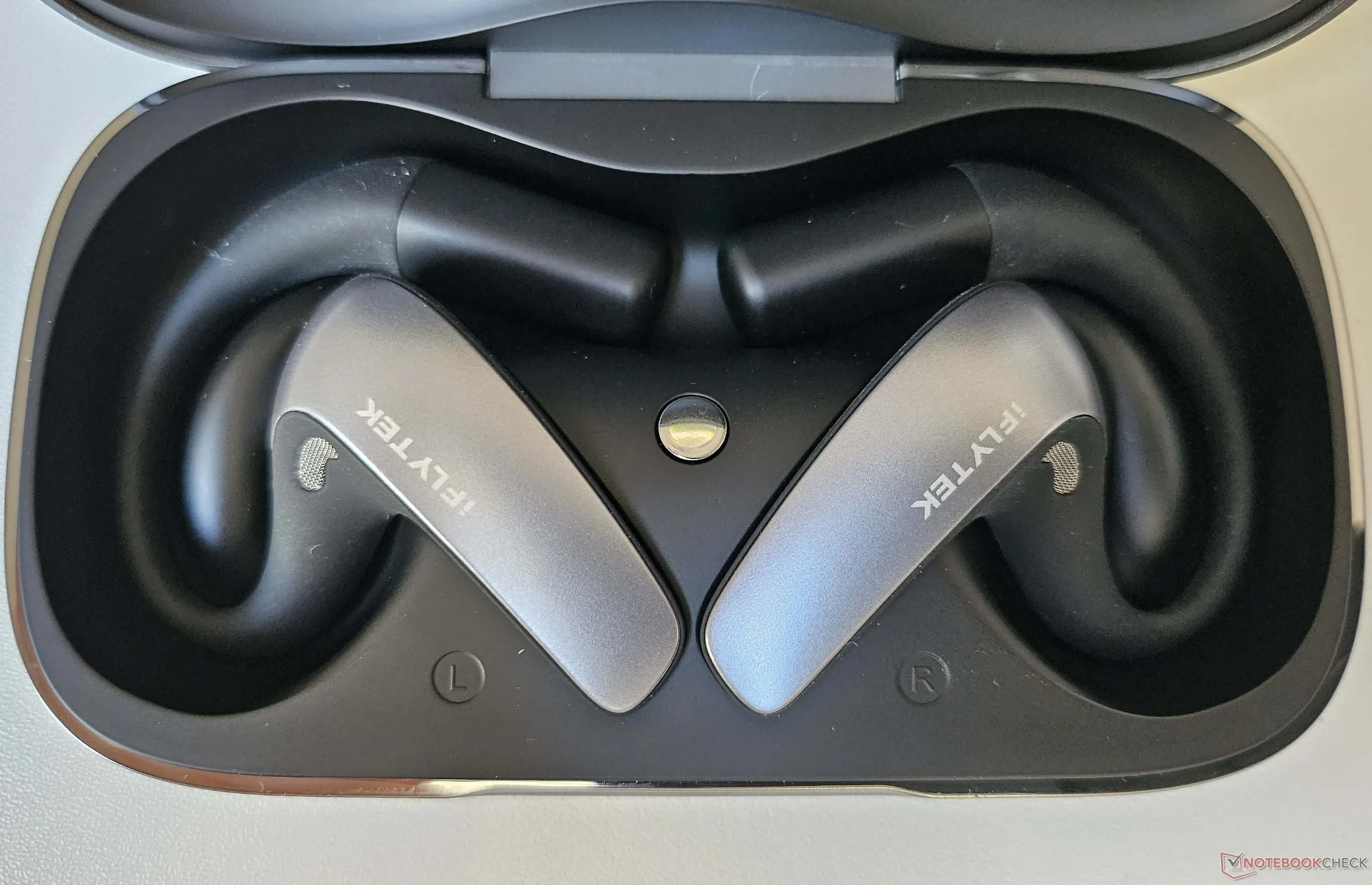IFLYTEK AI Translation Earbuds: Real-time translation headphones