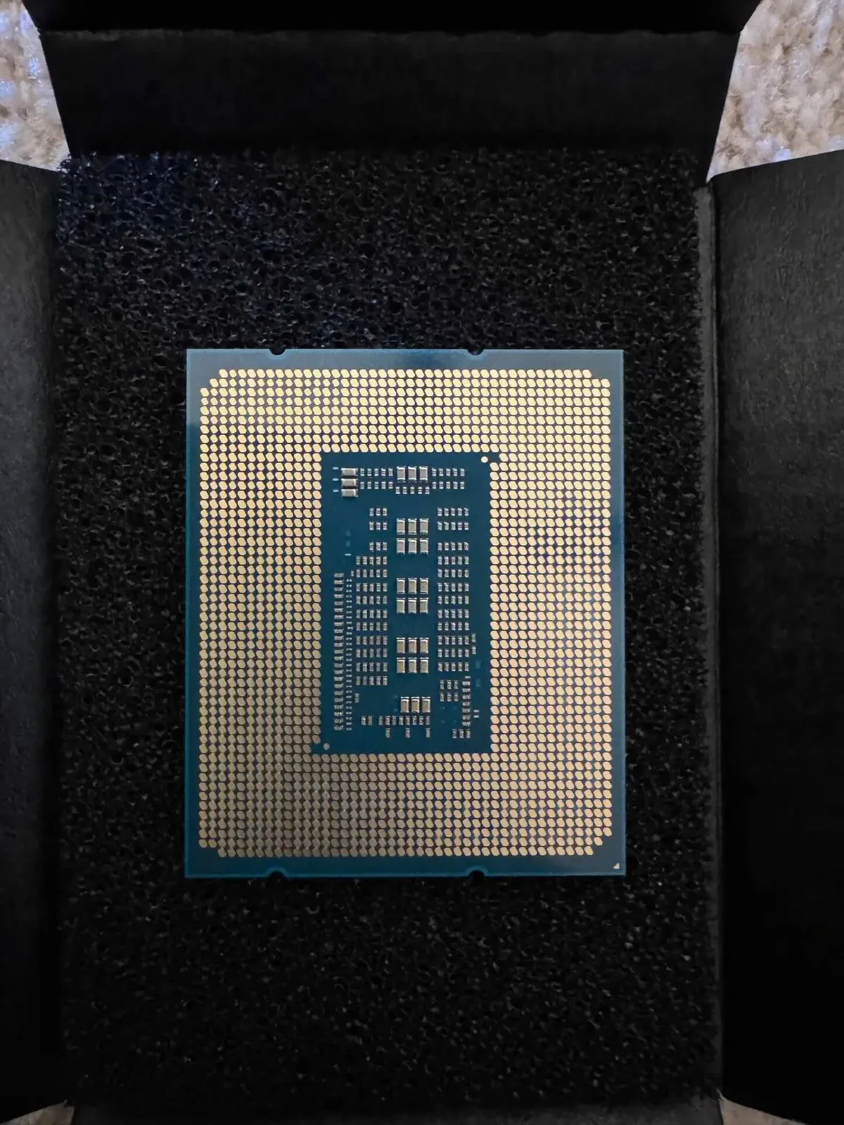 Intel Core 9 273PQE 