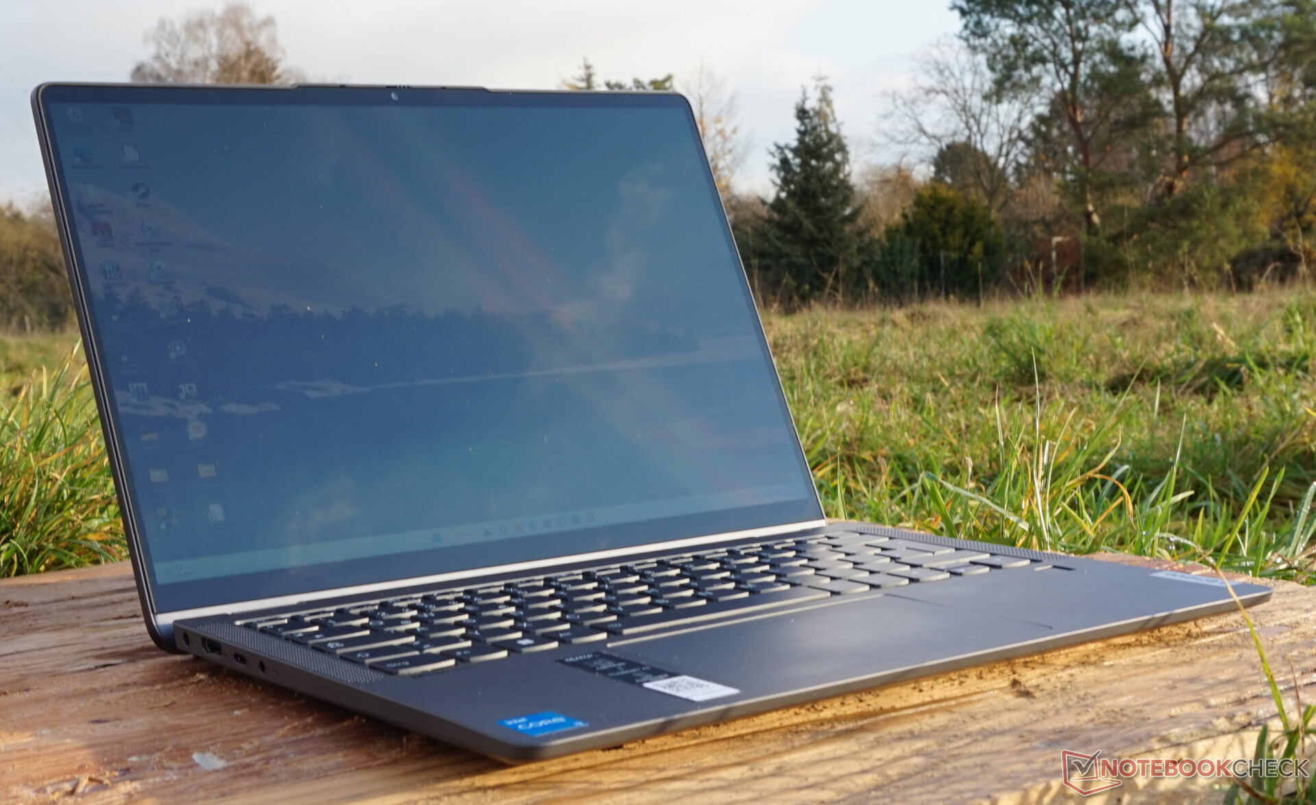 (チャーハン)Lenovo IdeaPad Flex 5 14 abr 8 Lenovo IdeaPad Flex 5 14ARE05 81X2 - Flip design - AMD Ryzen