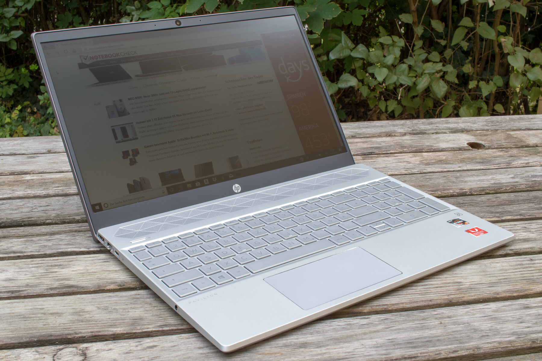 Tastiera Italiana Con Frame Per Notebook HP Pavilion 15-d002sl | Ricambio Nero | Nuova E Fatturabile