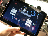 Low Motorola Xoom sales could be holding back Android 3.0