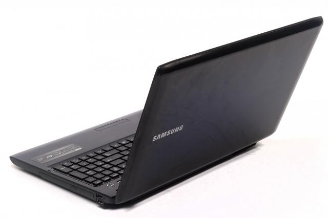 samsung r830